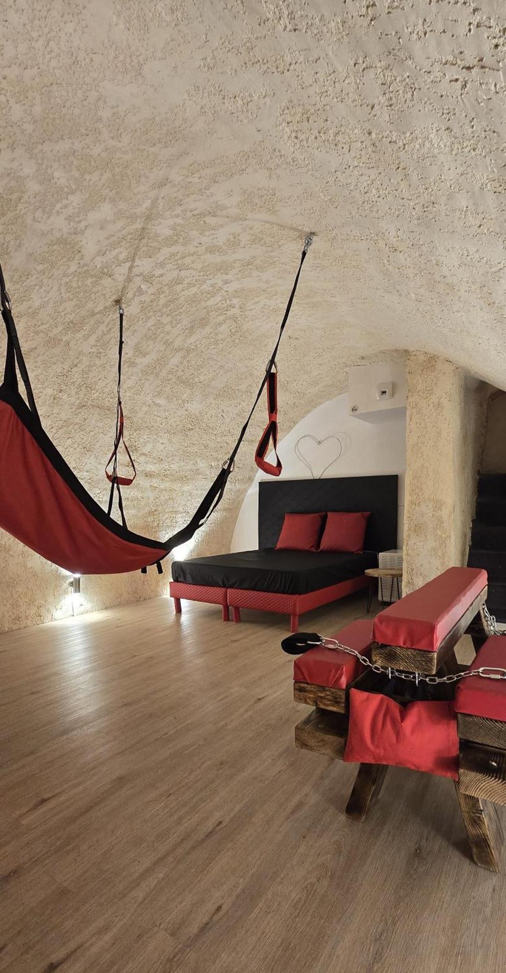Le Fruit Defendu "Love Room" Jacuzzi Centre Ville Rouen Esterno foto